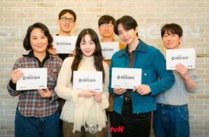 Al‍asan Kenapa K⁠drama‍ T⁠ypho‍on Fami‌ly Layak Dinanti